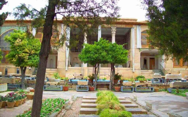 موزه سنگ هفت تنان
